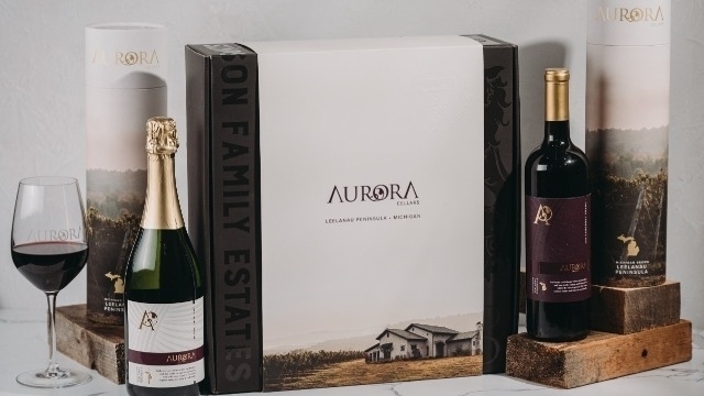 奥罗拉酒窖 (Aurora Cellars) 推出新礼品计划